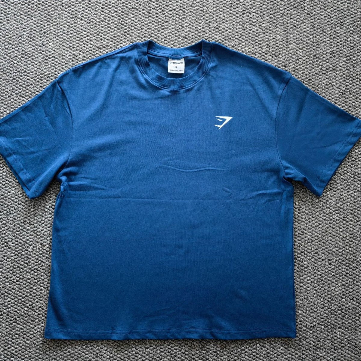 Summer artifact! Ultra soft and lightweight shark basic fitness sports loose short sleeved breathable T-shirt