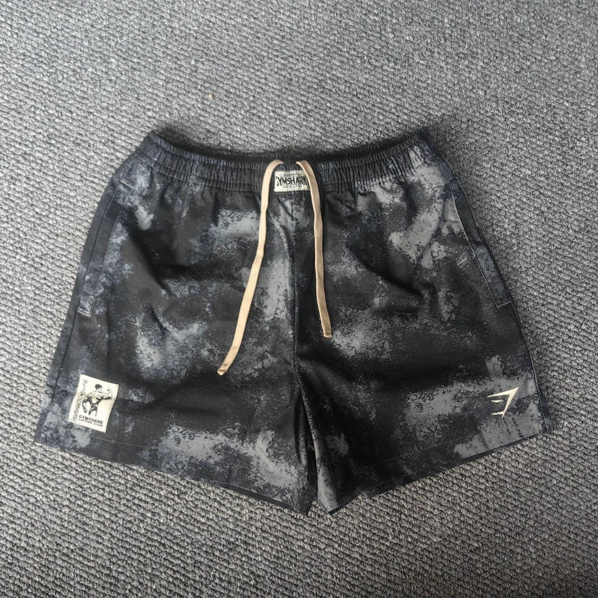 Shark combed plaid fabric shorts, divine pants, sports and casual pants, one piece hair replacement