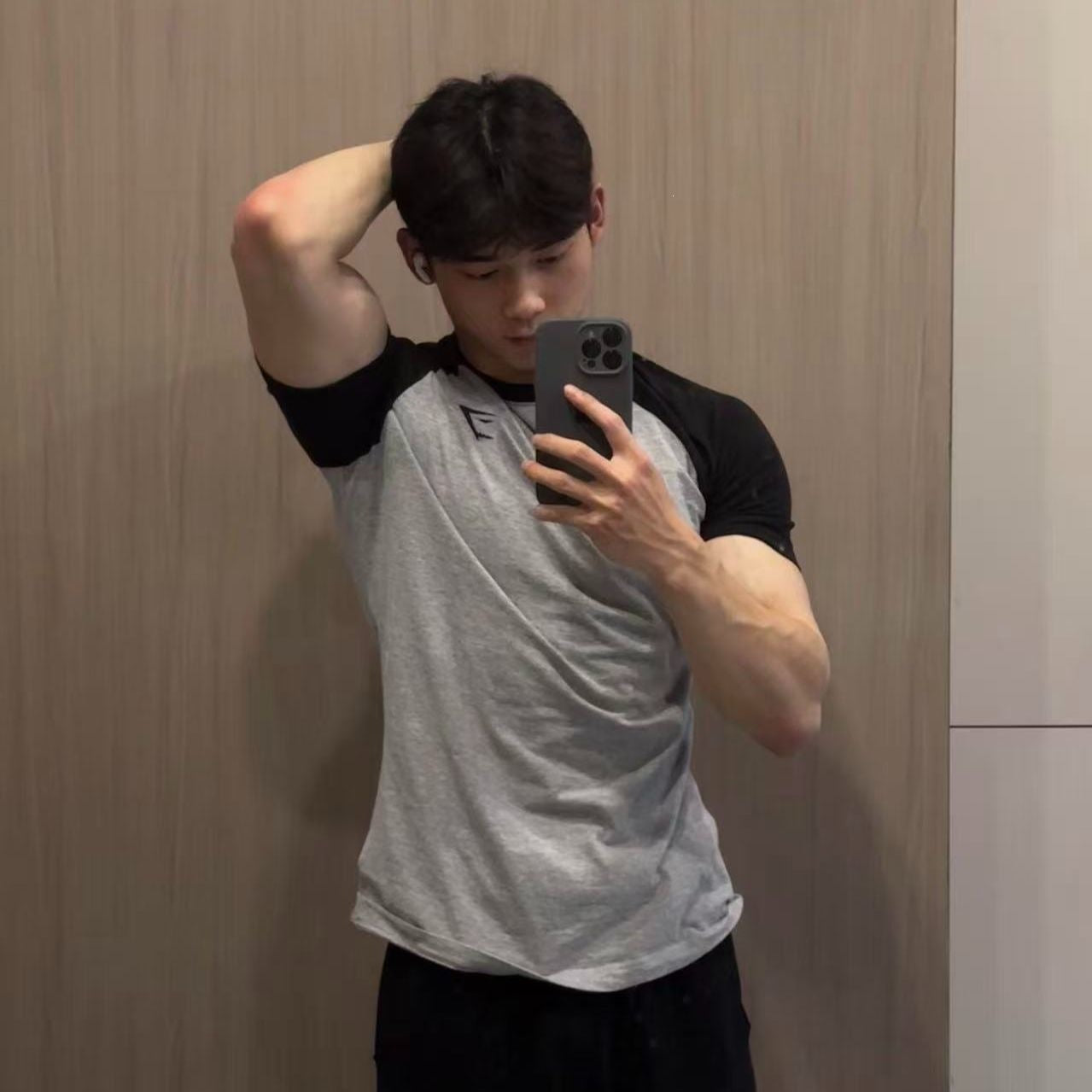 天花板!新款男士健身运动休闲百搭运动健身修身拼色短袖鲨鱼T恤