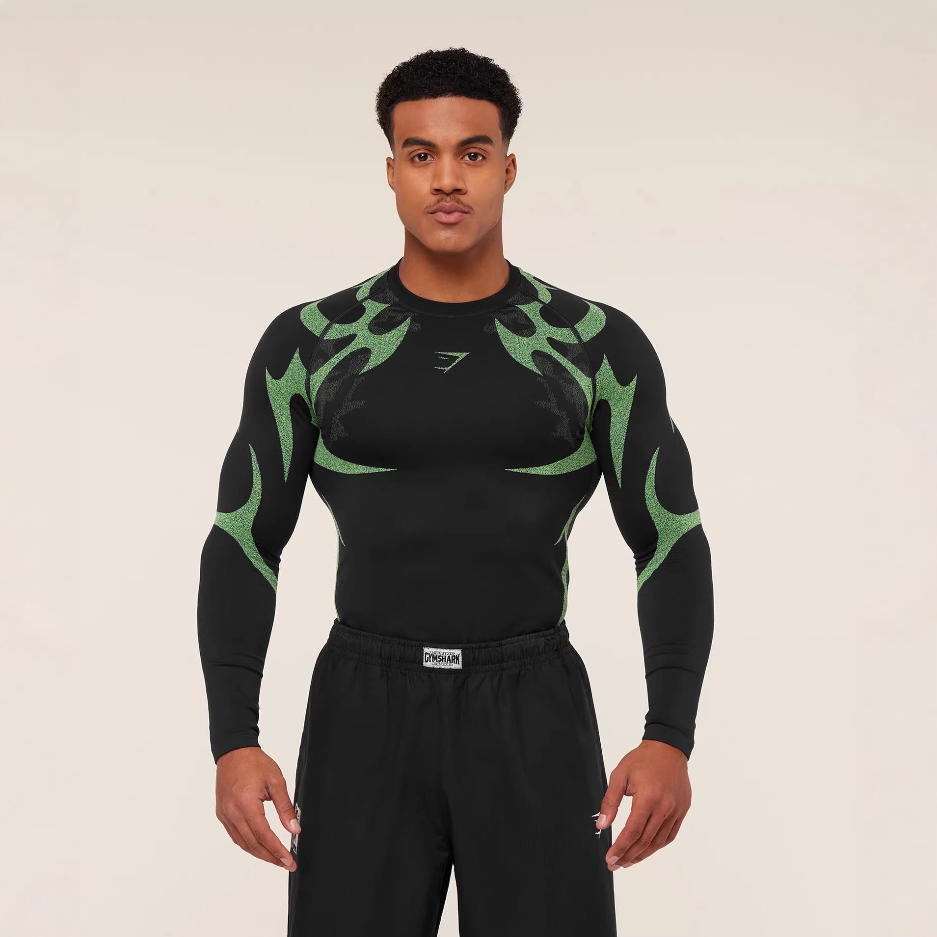 GYMSHARK seamless long sleeved T-shirt for men's sports, fitness, running, basketball training, quick drying bodysuit