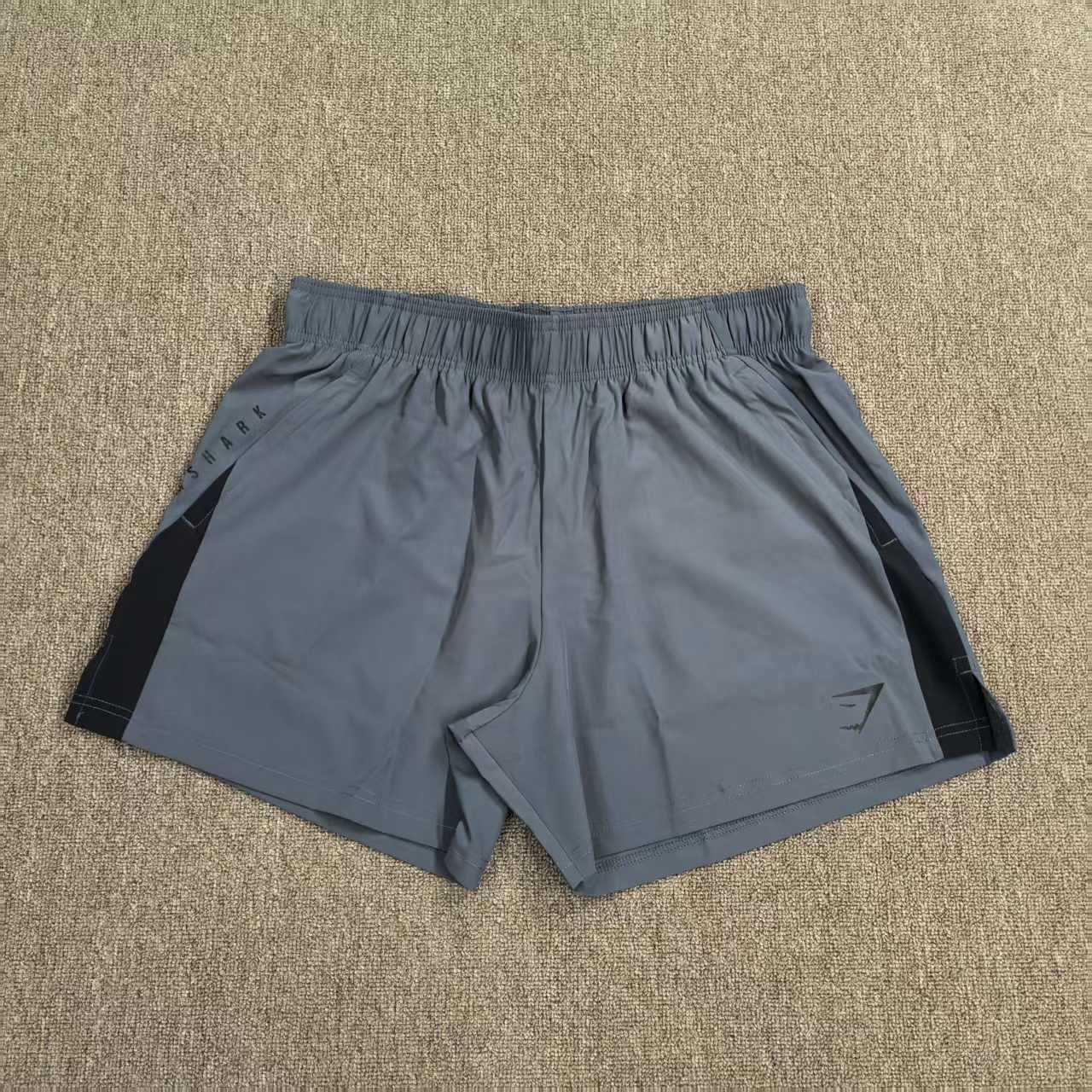 Sports quarter shorts, quick drying sports and fitness training pants, men's slim fit running, lightweight and breathable