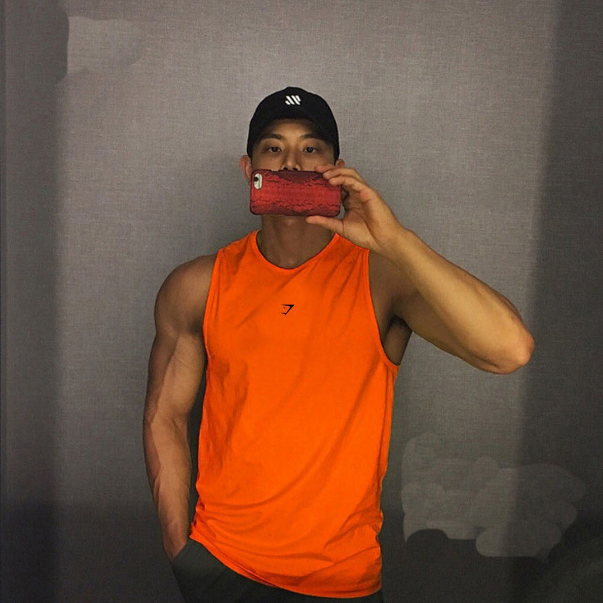 GYMSHARK Fitness Tank Top Sports Training Sleeveless T-shirt Summer Quick drying Mesh Round Neck Tank Top Muscle Shark
